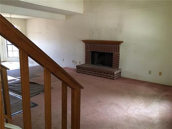 2nd image of 4016 O'B Crowe Dr