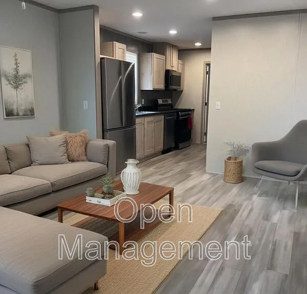 1901 1st St #56 — Photo 2