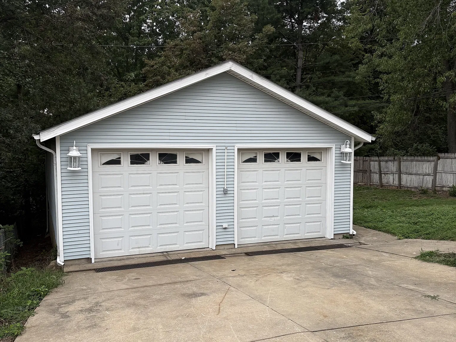 104 Madison Drive - 1 — Photo 2