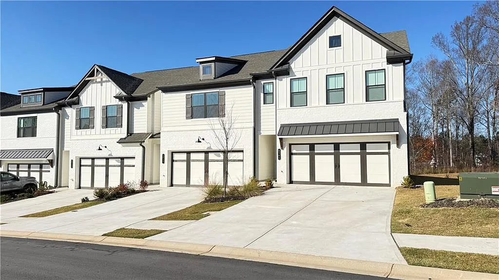 3 bed, 2.5 bath, 1864 sqft, $1,995 — Photo 1