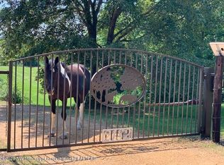 2182 Barr Rd, Coldwater, MS 38618