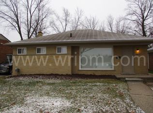 8641 Woodside Park Dr, Oak Park, MI 48237