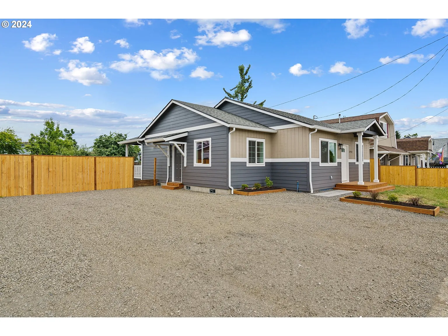 390 36th St photo 1