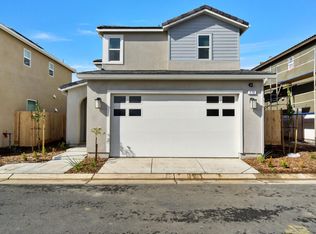 176 Arbor Dr S, Madera, CA