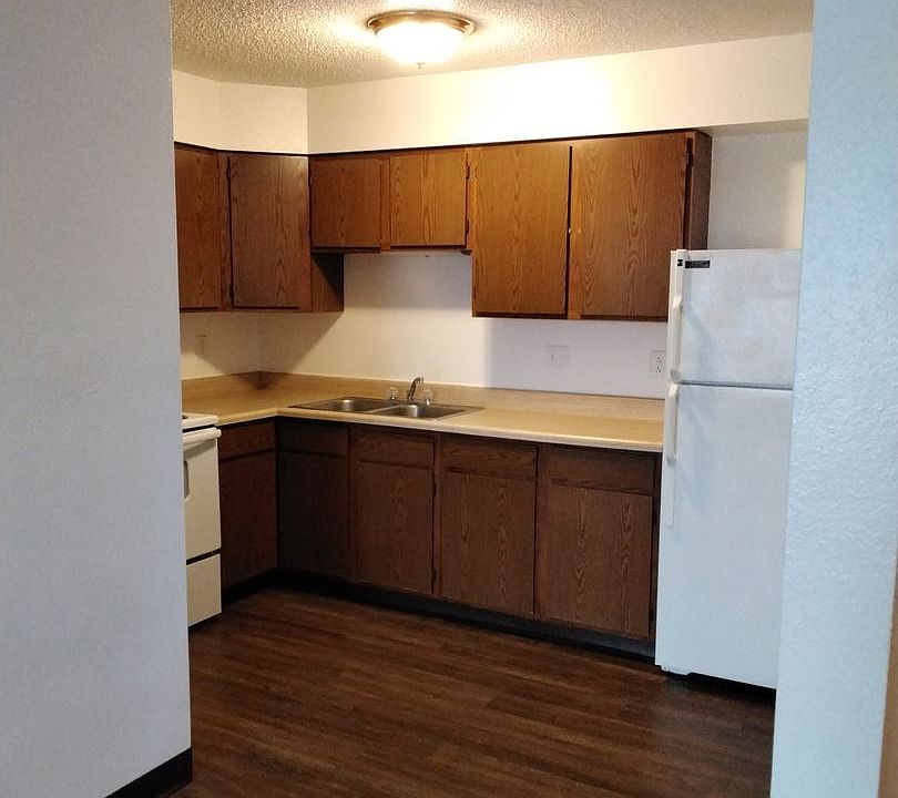 Park Place Apartments 505 & 507 E 4th St Huxley, IA Zillow