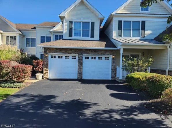 102 Briar Ct, Hardyston Twp., NJ 07419