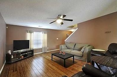 5th image of 2208 Georgian Dr