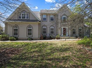 12416 Rochino Ct, Glenn Dale, MD 20769