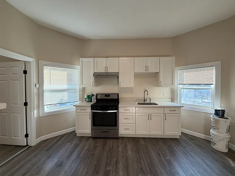 529 Carolina St #2 — Photo 7