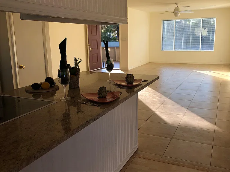 1625 N Sunset Dr — Photo 13