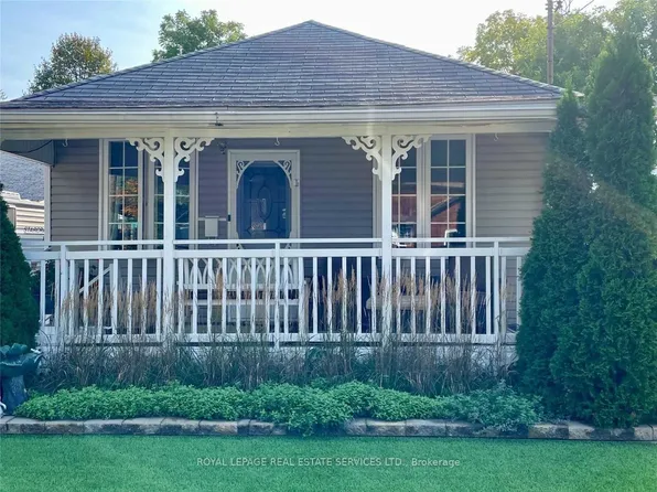 30 College St, Halton Hills, ON L7G 2N7