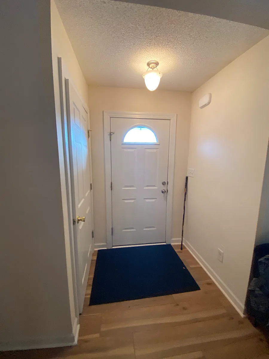 Foyer - 0 May Blvd