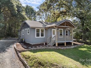 515 Fisher Rd, Brevard, NC 28712