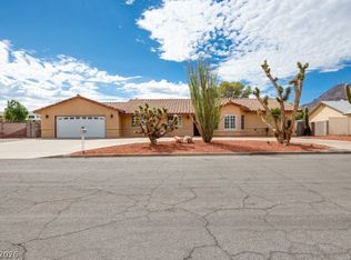 251 W Laval Dr, Henderson, NV 89015