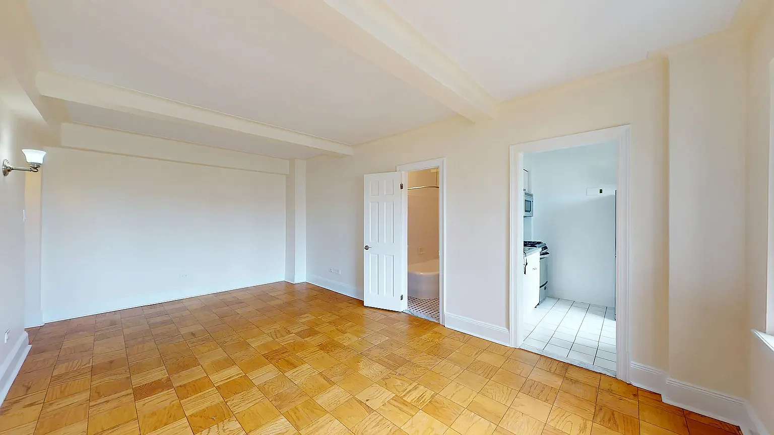 95 Christopher Street — Photo 3