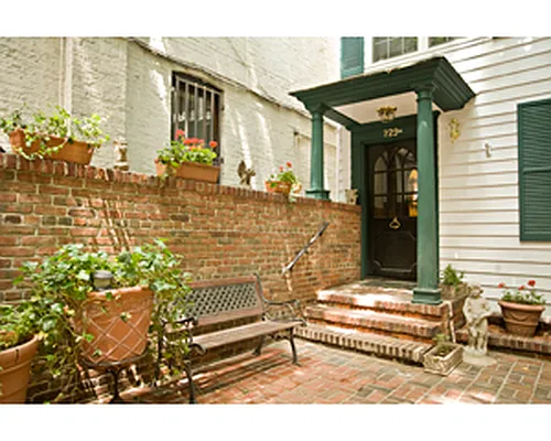 Sold by Corcoran | media 6