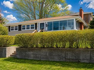 8 Curley Dr, Halifax, NS B2Y 1X8
