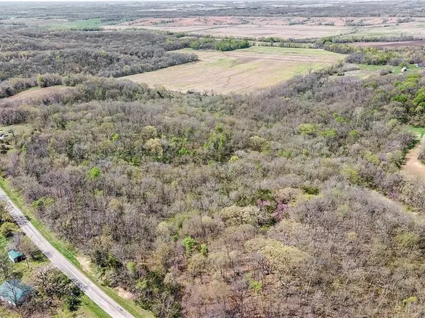 Z Hwy, Milan, MO 63556