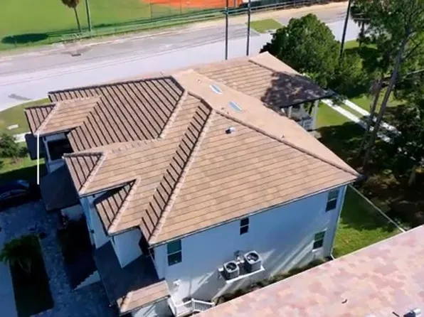 743 Seabreeze Ln, Palm Harbor, FL 34683