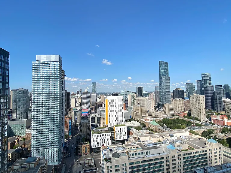 251 Jarvis St #4006 — Photo 2