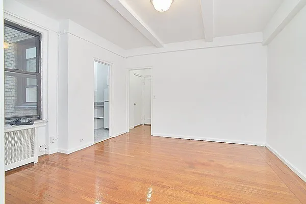 Rented by Living New York | media 25