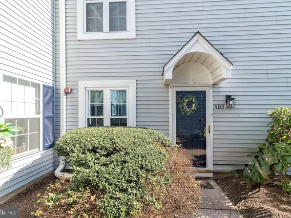 409 Society Pl, Newtown, PA 18940