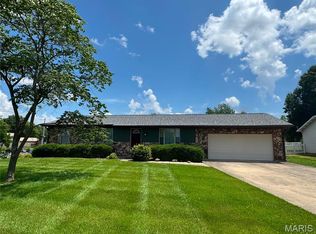 4136 Lebanon Ave, Shiloh, IL 62221