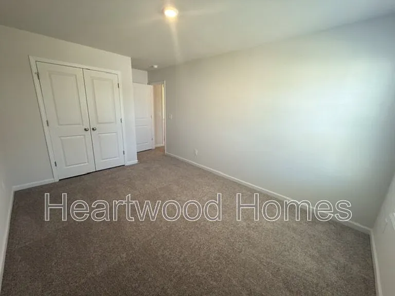 121 Bartlett Dr — Photo 25