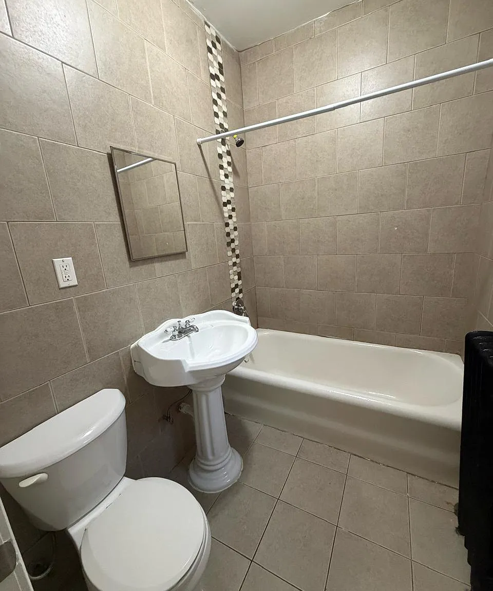 2 bed, $1,795 — Photo 1