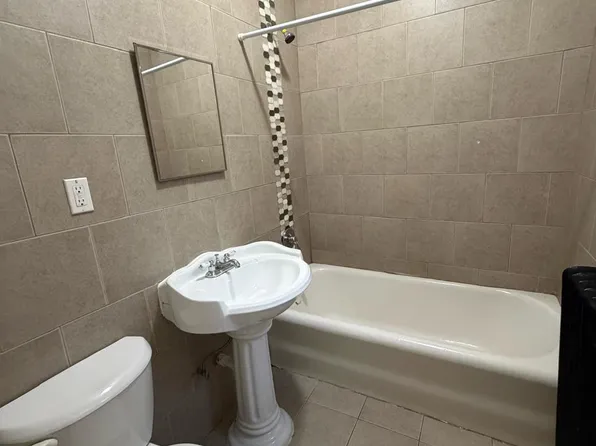 210 Roseville Ave, Newark, NJ 07107