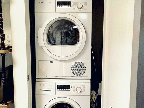2nd image of 230 E 7th St #4DD