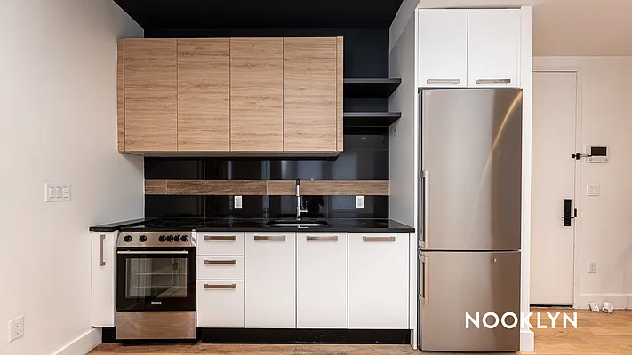 Rented by Nooklyn NYC LLC | media 28