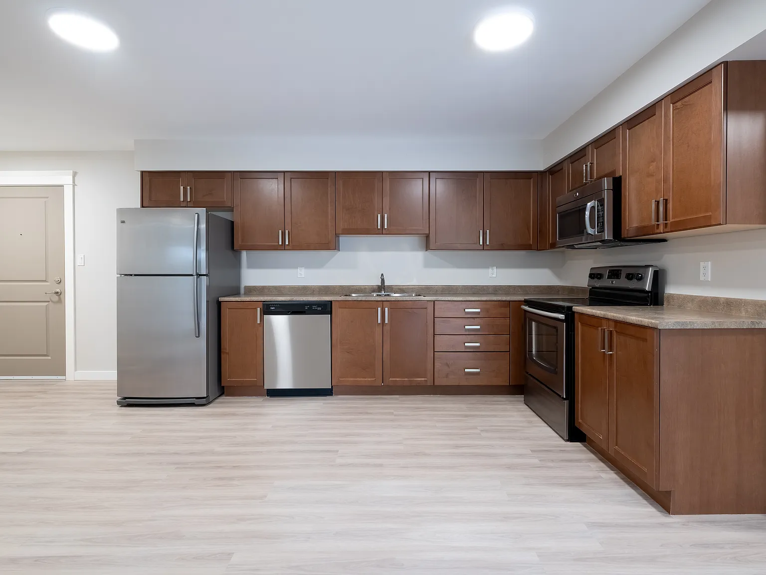 Cornerstone Residences — Photo 4