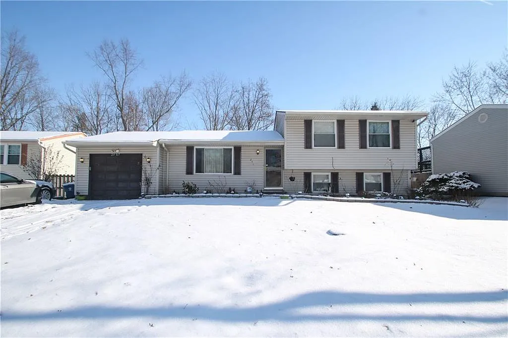 2907 Pawnee Dr photo 1