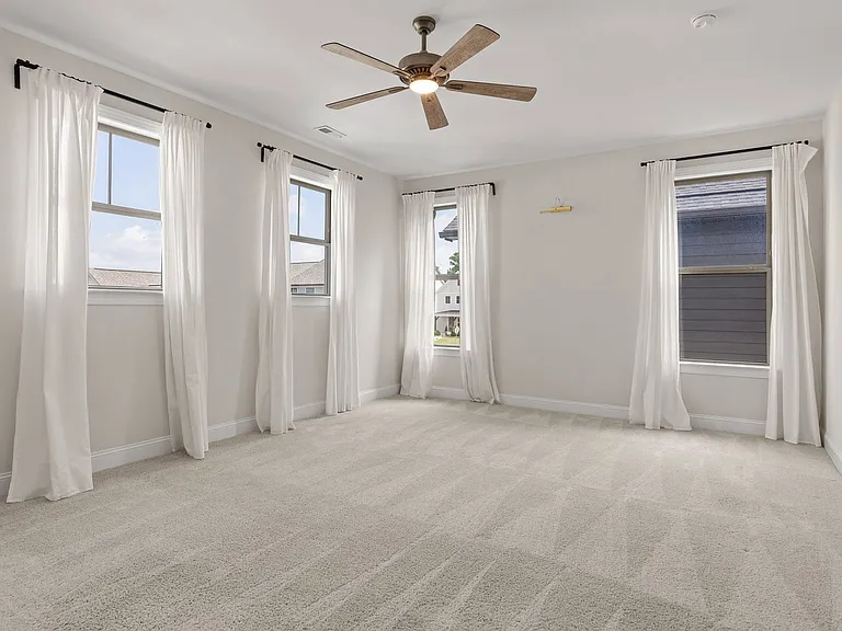 1524 Farmhouse Trl — Photo 33