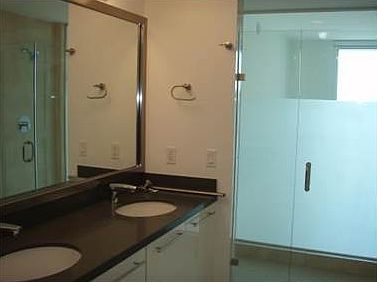 2nd image of 90 SW 3rd St APT 3911