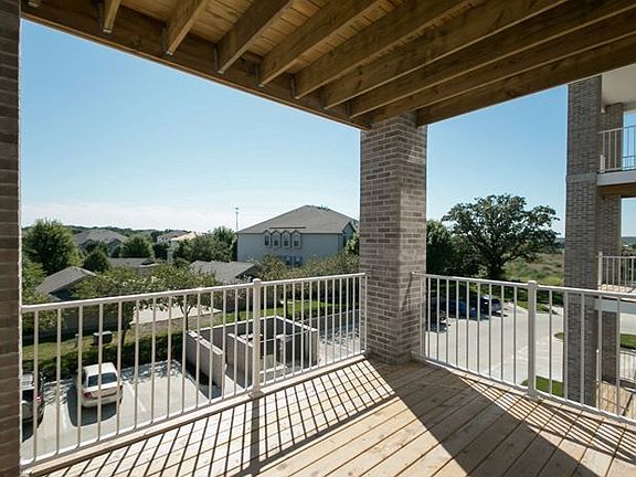 3rd image of 2894 Coral Ct APT 101