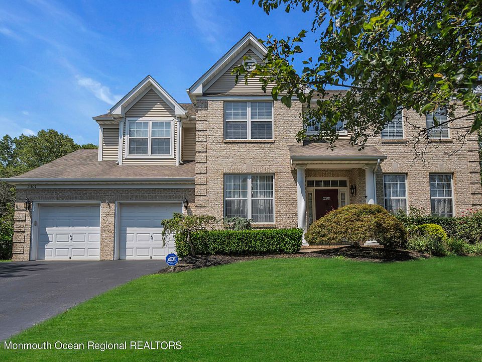 1st image of 2301 Forest Cir