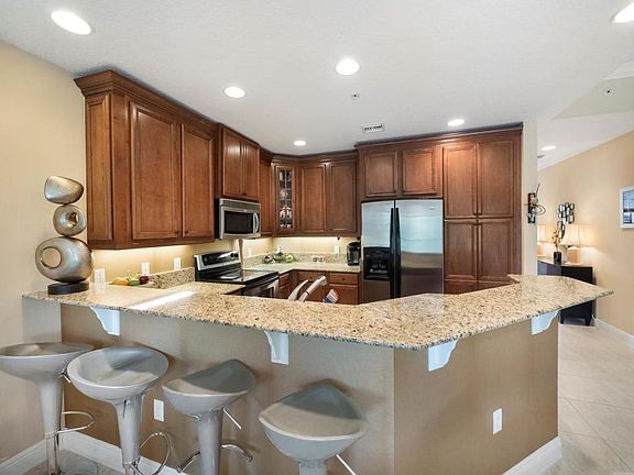 3rd image of 12587 SE Old Cypress Dr #3-907