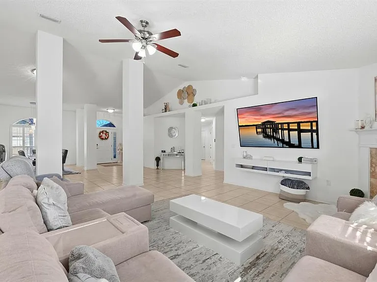 6 Reybury Ln — Photo 15