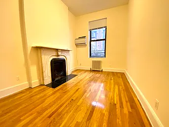 Rented by Nolita Group