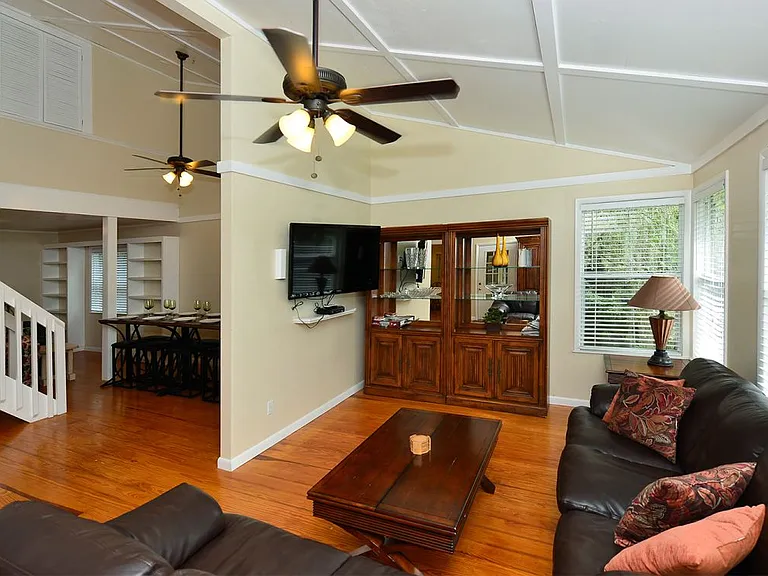 8260 Ibis St — Photo 11