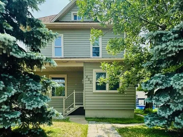 423 E 1st Ave, Mitchell, SD 57301