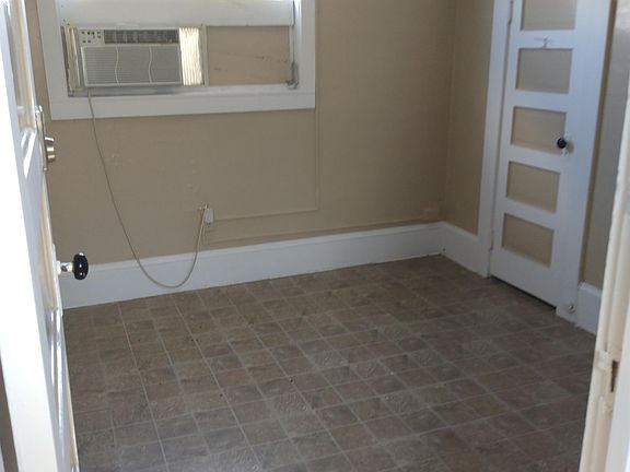 4th image of 26 S Oleander Ave #10732436