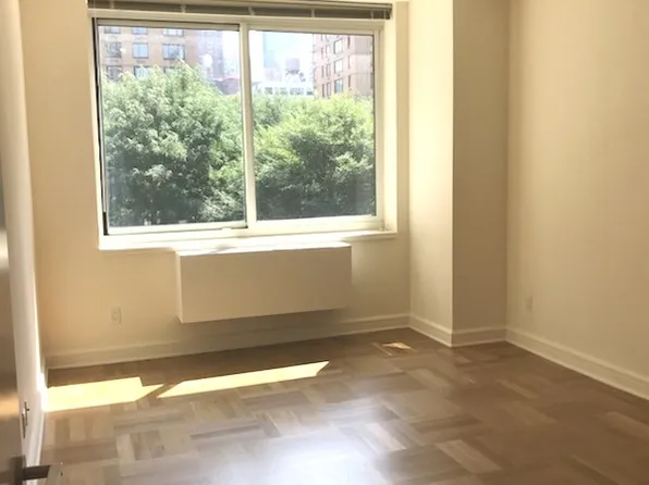 400 West 63rd Street image 4 of 12