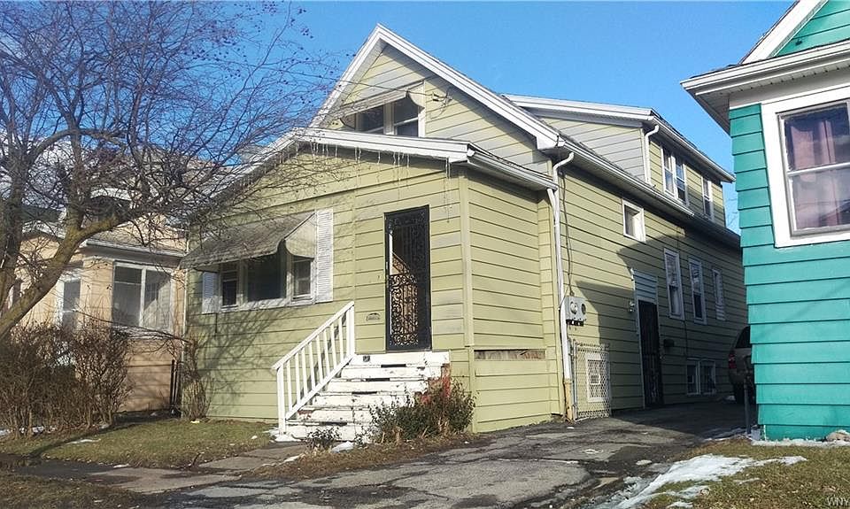 1st image of 139 Newburgh Ave