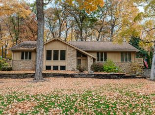 19370 Killarney Way, Brookfield, WI 53045