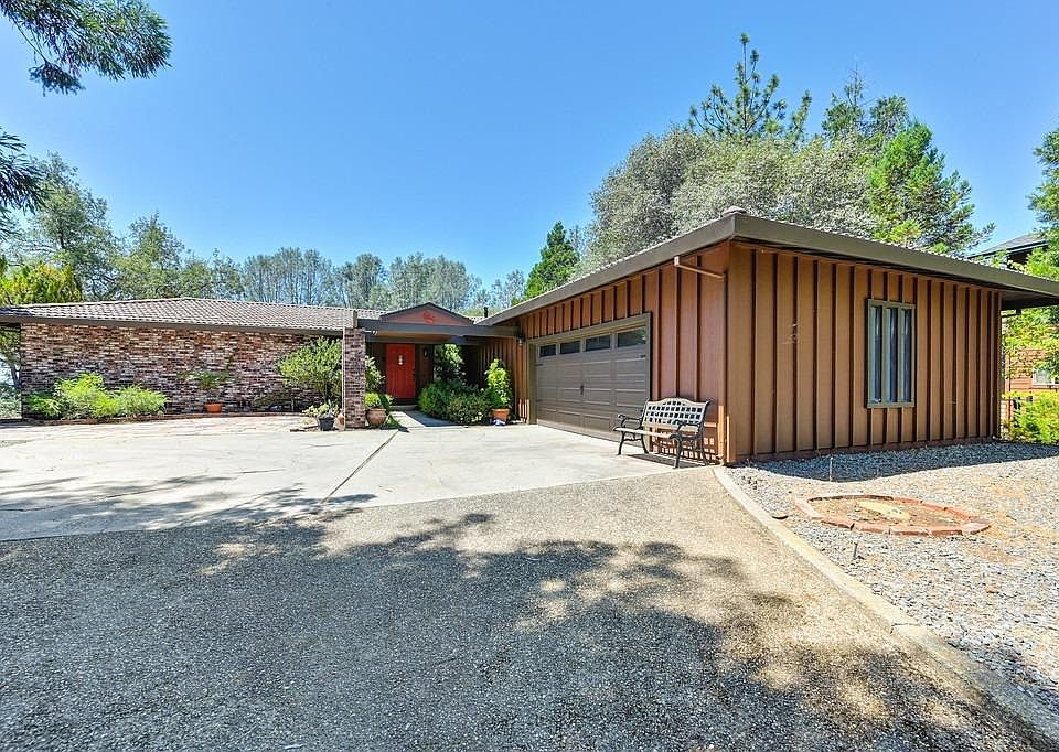 1st image of 2822 Cauchoo Ct