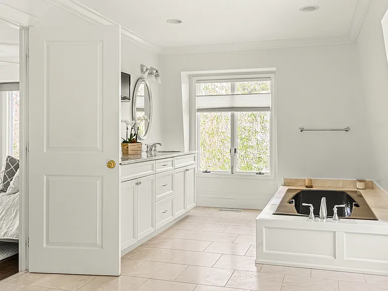 9 Fox Hollow Ln — Photo 16