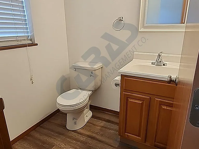 Downstairs 1/2 bath